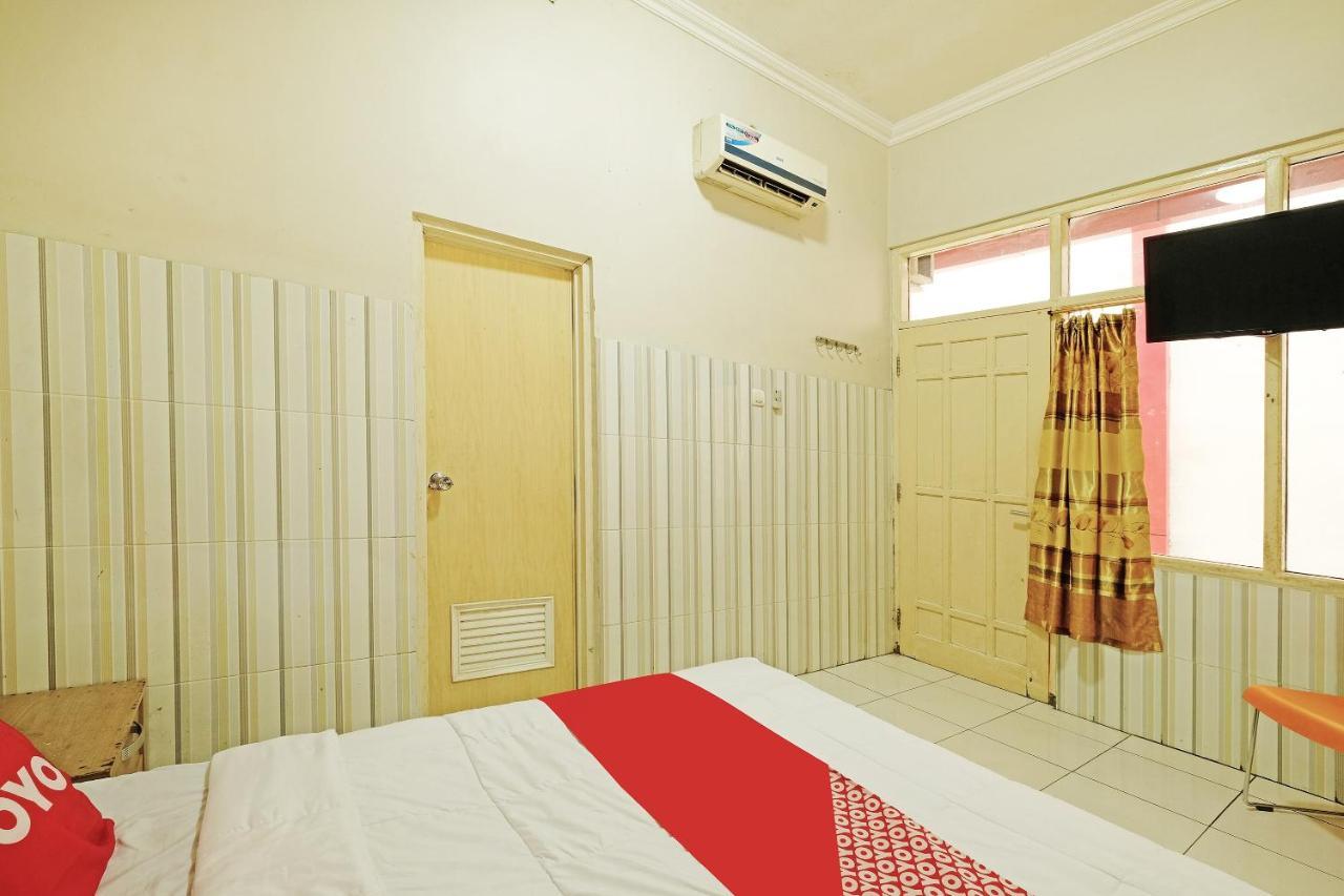 Oyo 91453 Hotel Srikandi Gejayan Maguwo Buitenkant foto