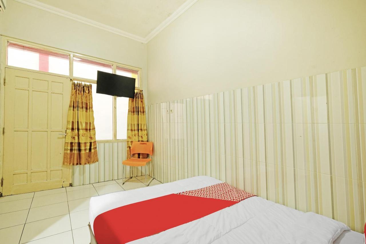Oyo 91453 Hotel Srikandi Gejayan Maguwo Buitenkant foto