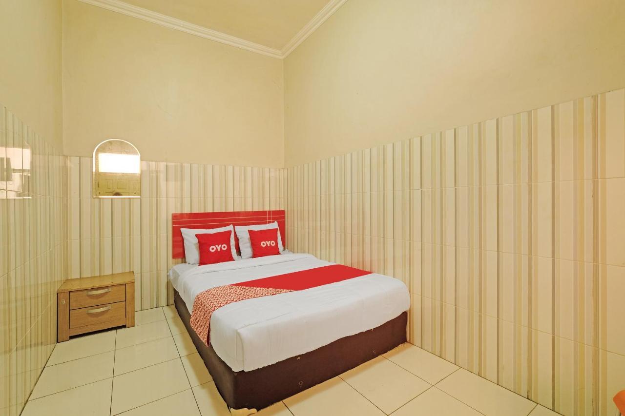 Oyo 91453 Hotel Srikandi Gejayan Maguwo Buitenkant foto